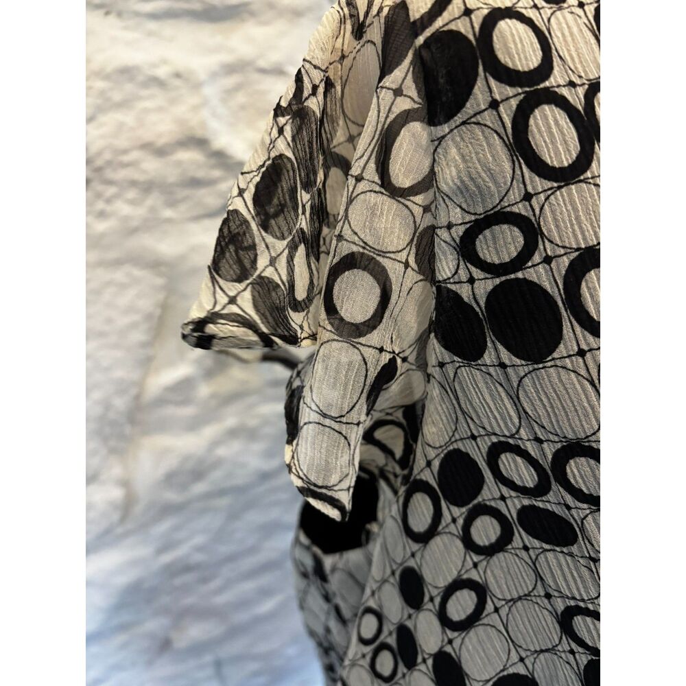Alfani Woman 100% Silk Sheer Overlay Blouse Black White Geometric Dot 18W - Picture 5 of 8